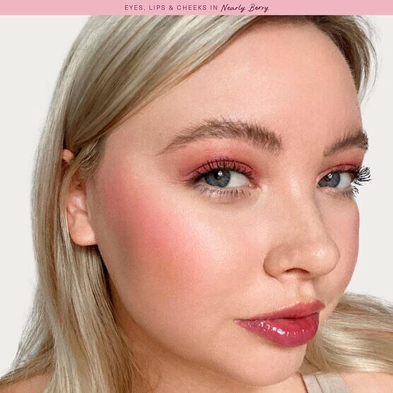 RARE STAY VULNERAB LIPS 3